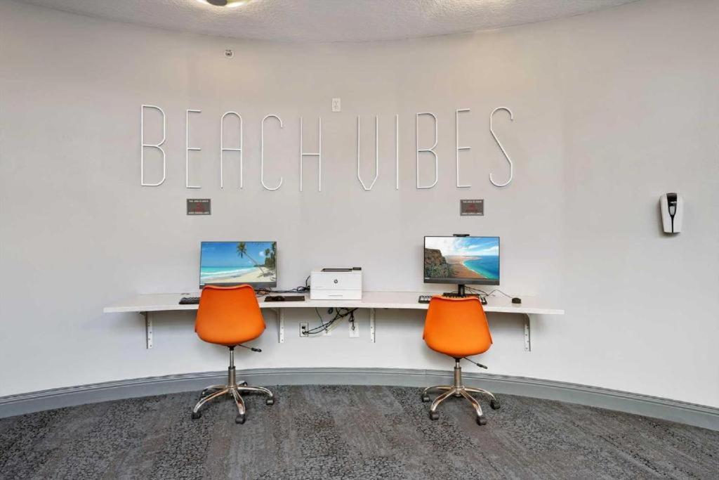 Apartment Vacation In Comfort And Luxury - 1 Bedroom Direct Oceanfront - Wyndham Ocean Walk 509 *